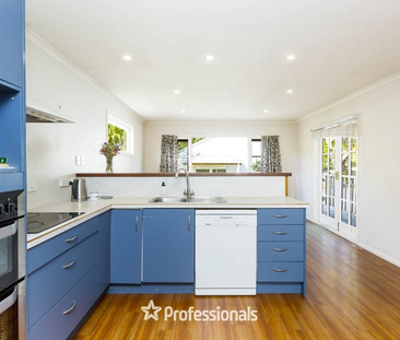 Charming 3BR Family Home in Te Marua - Photo 5