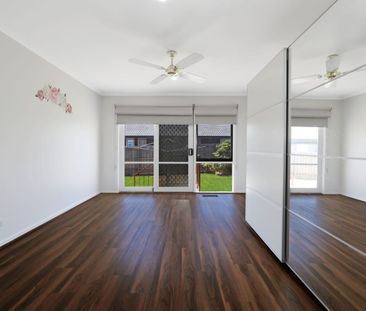 Perfectly Presented and Plenty of Car Storage - Photo 2