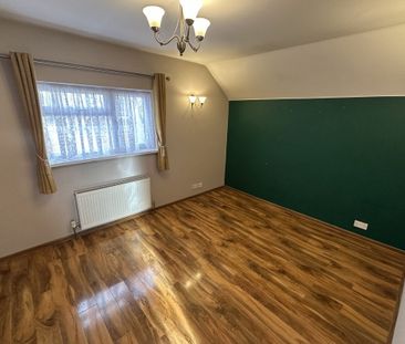 Dickens Avenue, GREAT YARMOUTH - Photo 5