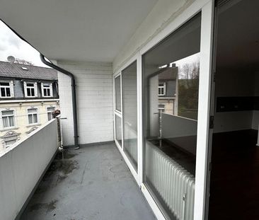 1-Zimmer-Wohnung mit großem Balkon & Aufzug – direkt an der Nordbah... - Foto 1