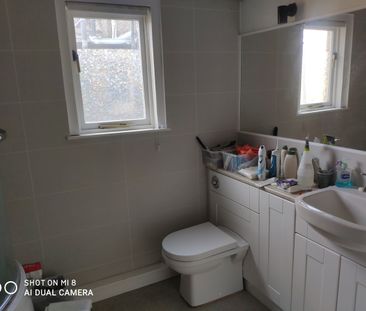 Room in a Shared House, Tytherton Road, N19 - Photo 6