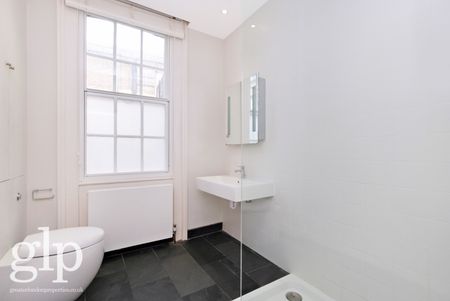 Flat, Ganton Street, Soho, W1F - Photo 3