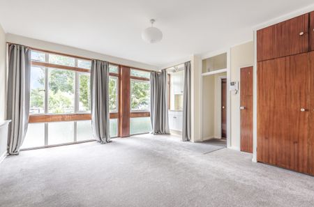 Dryden Court, Kennington, London, SE11 - Photo 3