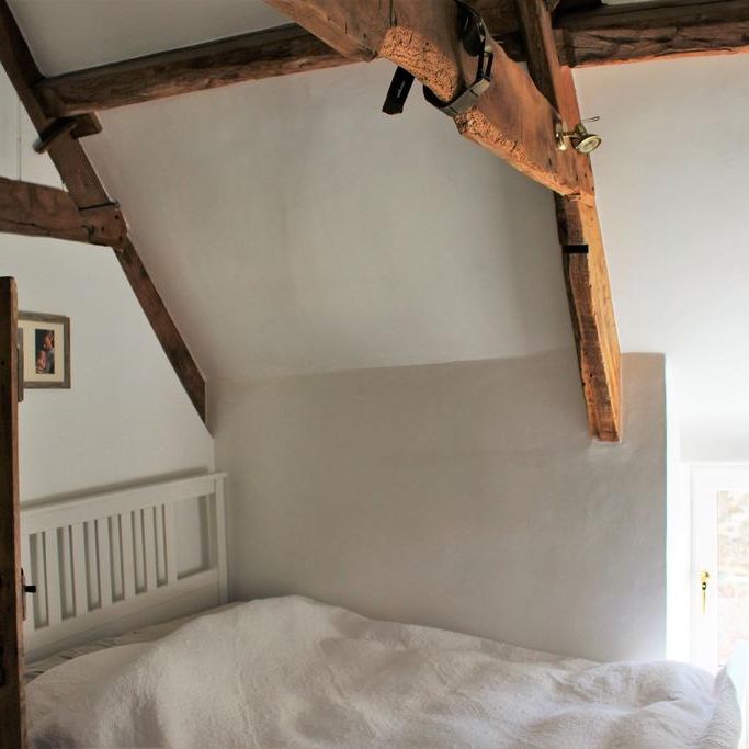 2 bedroom cottage to rent - Photo 1