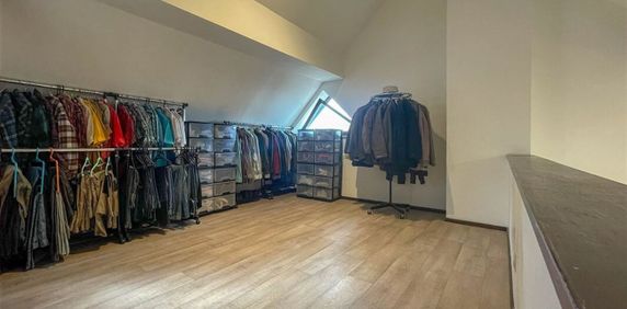 Appartement te huur in Antoing voor € 525 met 1 slaapkamer - Photo 2