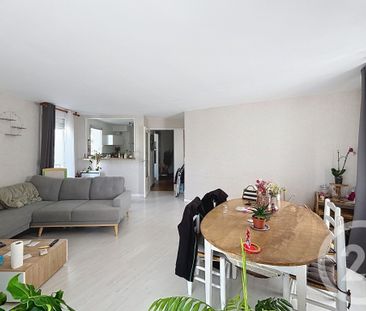 Location Appartement 4 pièces 73m² LIEUSAINT 77127 - Photo 1