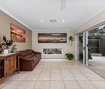 Large 5-Bedroom Residence Available for 6-Month Lease in Prime Cars... - Photo 1