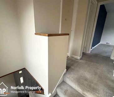 North City, NR6 - Photo 5