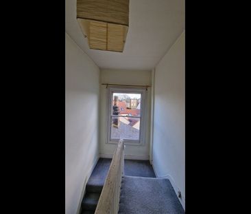 Room in a Shared Flat, Wandsworth Common, SW17 - Photo 4