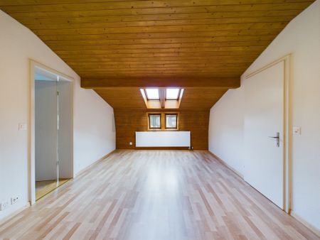 Charming 4.5-room apartment in Oberlunkhofen - Photo 2