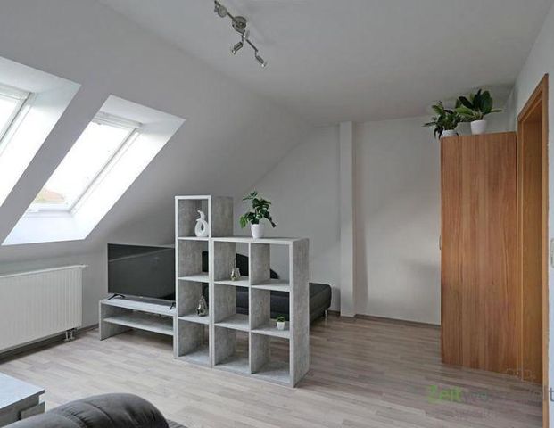 (EF0897_M) Eisenach: Eisenach, neu möblierte Wohnung im Dachgeschoss mit eigener Waschmaschine, WLAN inklusive - Photo 1