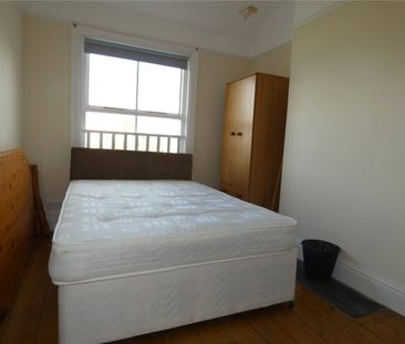 Friars Avenue, Bangor, Gwynedd, LL57 - Photo 3