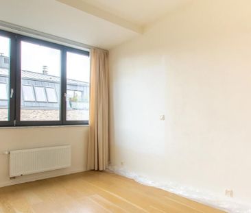 Penthouse te huur in Brussel voor € 1.600 met 2 slaapkamers - Photo 2