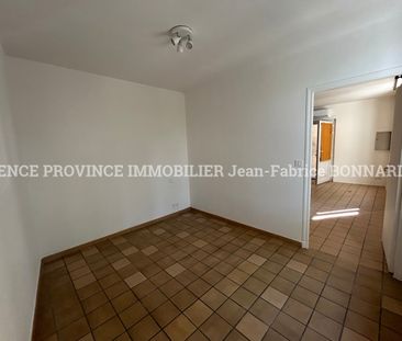 Location Appartement 2 pièces 38m² VALREAS 84600 - Photo 4