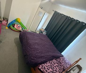 6 Edinburgh Street, Belfast, BT9 7DS - Photo 2