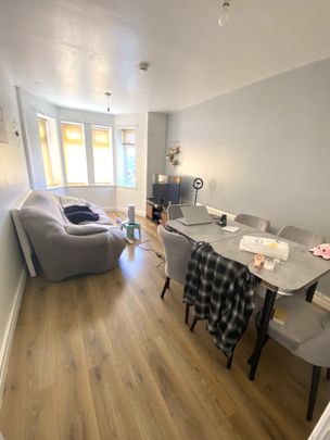 £1,100 PCM, Spacious Two Bedroom Flat in North Clive Street, Grangetown, Cardiff, CF11 6NP - Photo 1