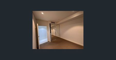 Modern Apartment in Prime Homebush Location - Photo 3