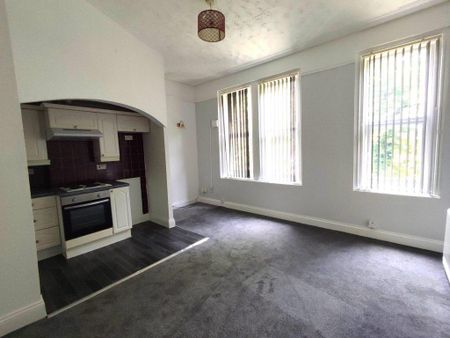 1 bedroom flat to rent - Photo 5