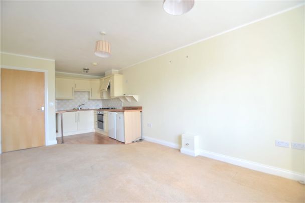 Barnaby Court, Gloucester, GL1 - Photo 1