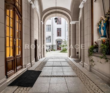 Apartament w kamiennicy na Śródmieściu z widokiem - Photo 4