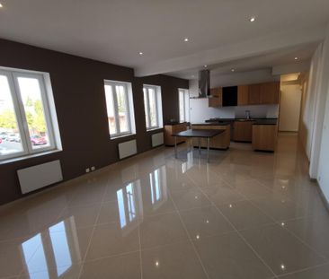 Location Appartement 3 pièces 91m² MARCQ EN BAROEUL 59700 - Photo 1