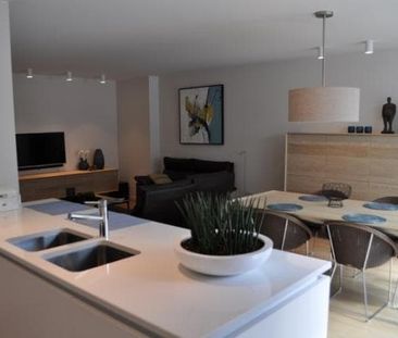 STIJLVOL EN KWALITATIEF 2SLK APP IN CENTRUM BILZEN - Photo 2