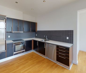 Moderniseret lejlighed i centrum af Aalborg med altan - Photo 3