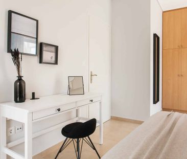 Superb & Comfy 2 BD Apartment in Marousi - Photo 3