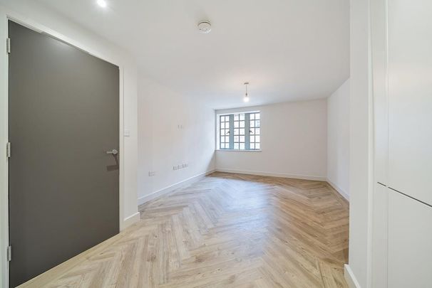 Seacole Walk, Tooting SW17 - Photo 1