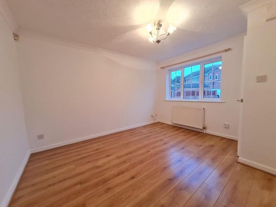 2 bedroom property to rent - Photo 1