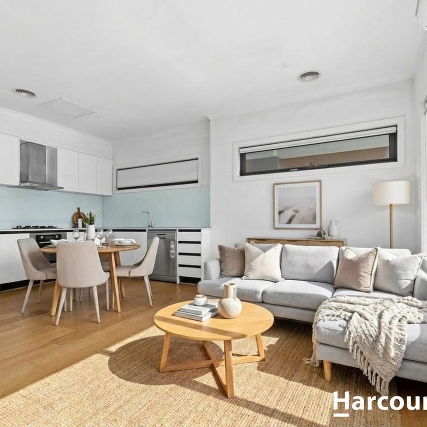 Thriving Townhouse in Noble Park - Photo 1