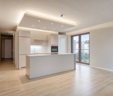 Te huur: Appartement Burgemeester Michiels van Kessenichpassage 5 C... - Foto 2