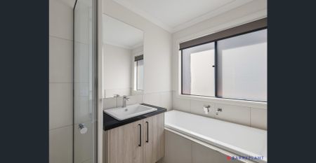 Modern Comfort & Coastal Living – Brand New 3-Bedroom Home in Cowes - Photo 5