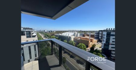 Walking Distance to Melbourne Royal Hospital and University. - Photo 3