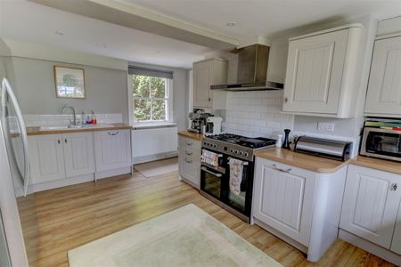 Glen Road, Newton Harcourt - Photo 2