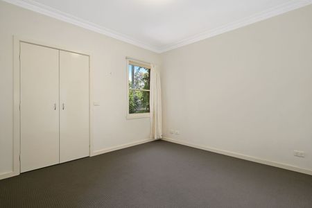 Home For Rent - Photo 3