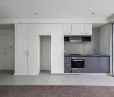 LOW MAINTENANCE UNIT IN A PERFECT LOCATION - Photo 6