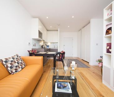 Studio to rent - Photo 2