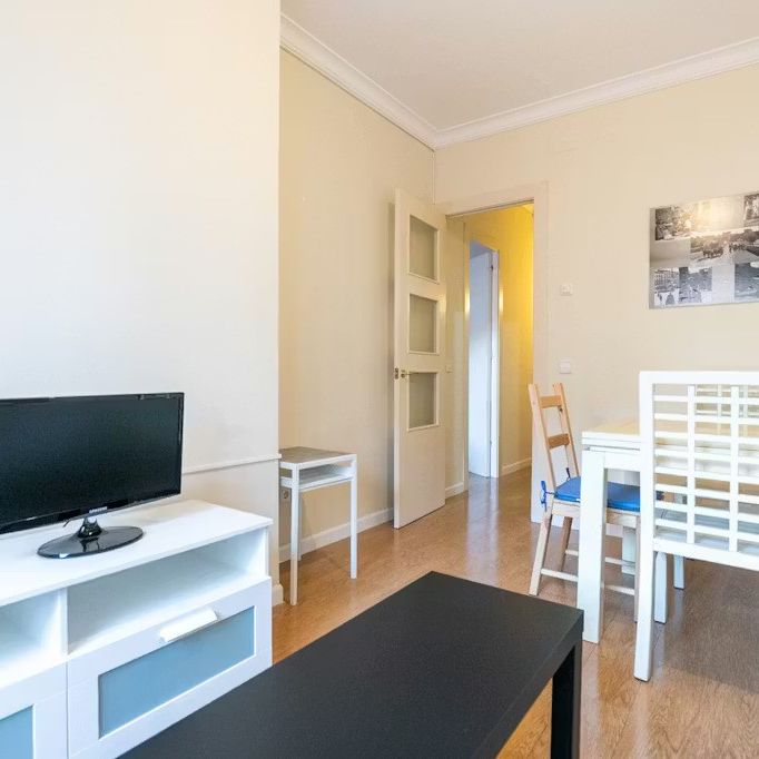 Carrer de Sants, Barcelona, Catalonia 08014 - Foto 1