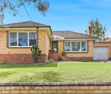 25 Leonard Street, Burwood VIC 3125 - House For Rent | Domain - Photo 3