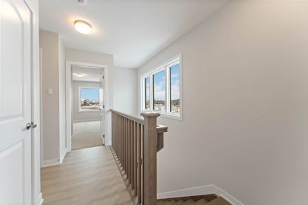 For Lease - 364 Les Emmerson Drive, Barrhaven, Ontario - Photo 2