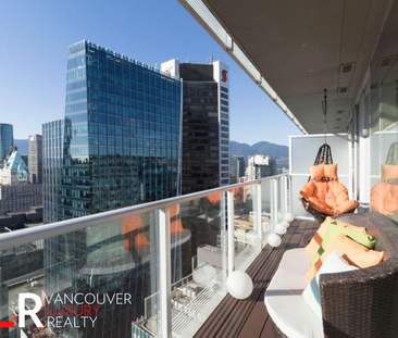 Condo in Downtown Vancouver, BC - Photo 2