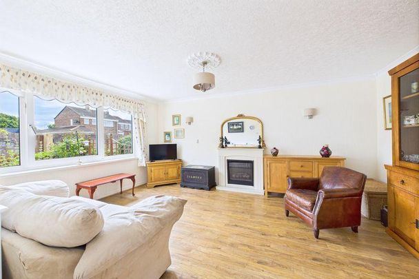 2 bedroom bungalow to rent - Photo 1