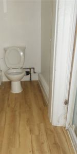 Student Properties to Let - Photo 3