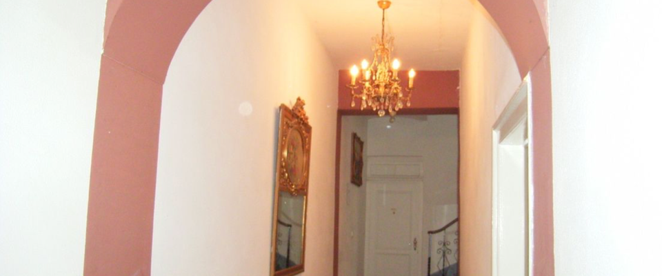 1-Zim Apartement m. Bad und Küche in der City - Photo 1