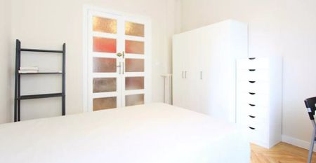 Calle de Serrano, Madrid, Community of Madrid 28006 - Photo 4