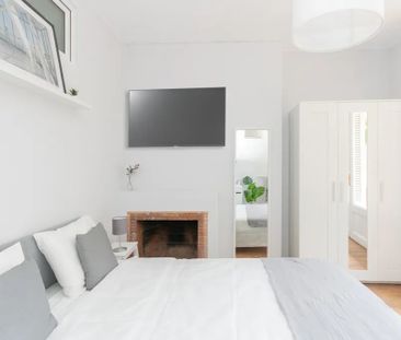 Ronda del General Mitre, Barcelona, Catalonia 08006 - Photo 4