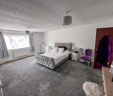 3 bedroom detached bungalow to rent - Photo 5