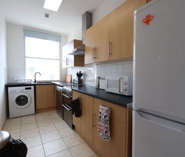 2 Bedroom Home – Medium Let - Photo 4