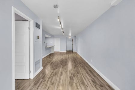 For Lease - 356 Mcrae Drive Unit# 406, Toronto, Ontario - Photo 4